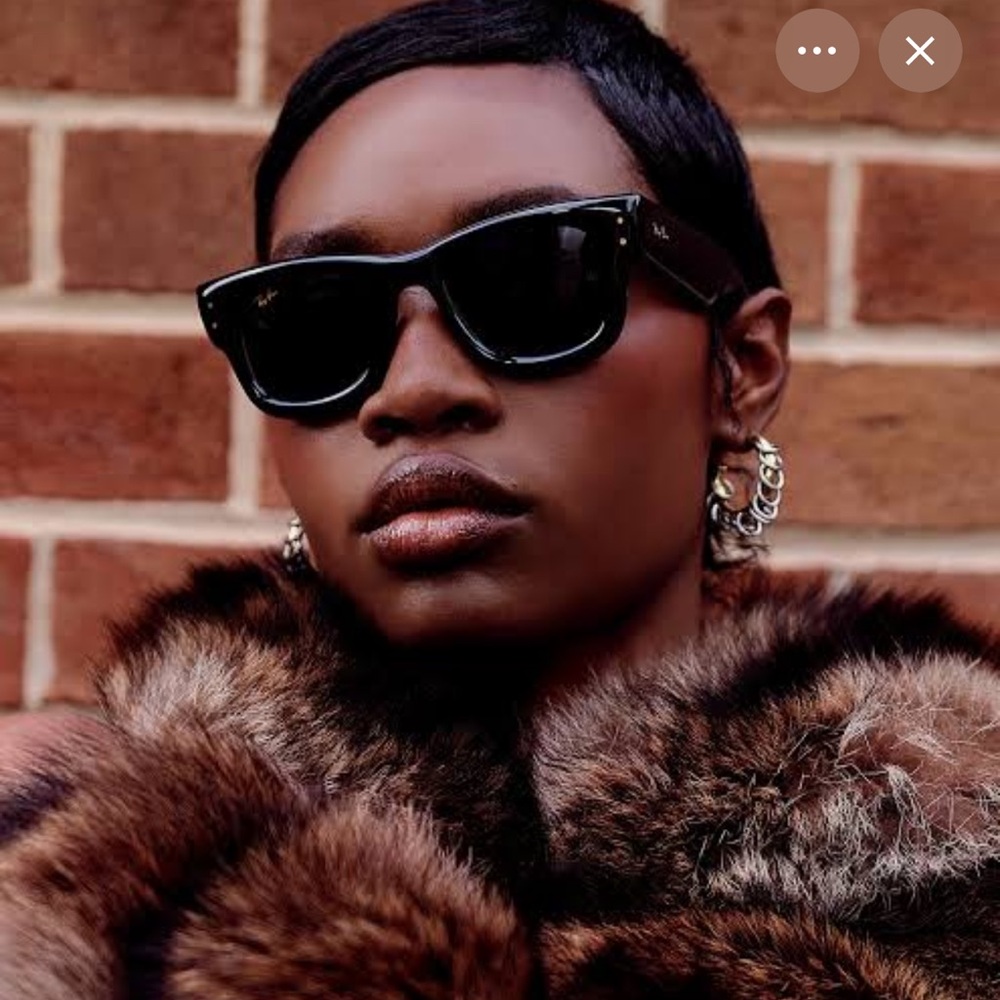 Ray-Ban Black Sunglasses RB 4940 wayfarer puffer